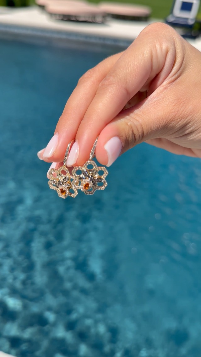 1 1/10 Carat Chocolate Diamond and 1/5 Carat Yellow Citrine Honey Bee Dangle Earrings for Women in 14k Yellow Gold (Brown, cttw) Honeycomb Leverback Drop Earrings by LeVian